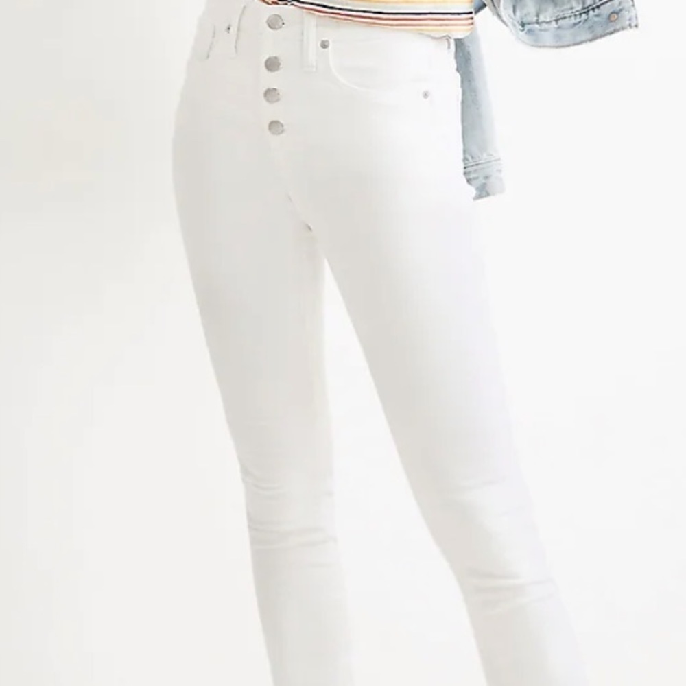 MADEWELL 10" High-Rise Skinny Jeans in Pure White: Step-Hem Edition size…26
